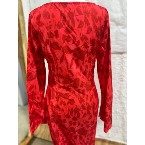 Cecily Long Sleeve Rose Printed Maxi Dress - Picture 3 of 7